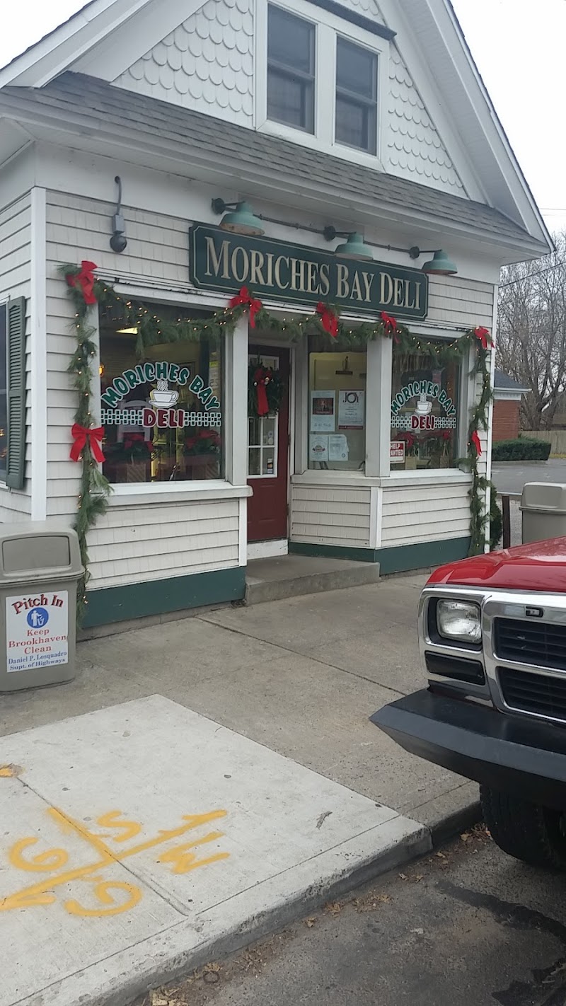 Moriches Bay Deli Inc photo 3