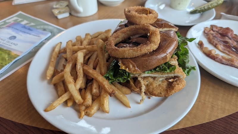 Moriches Bay Diner photo 2