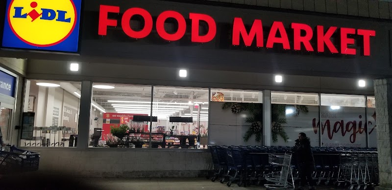 Morton Village Plaza photo 4