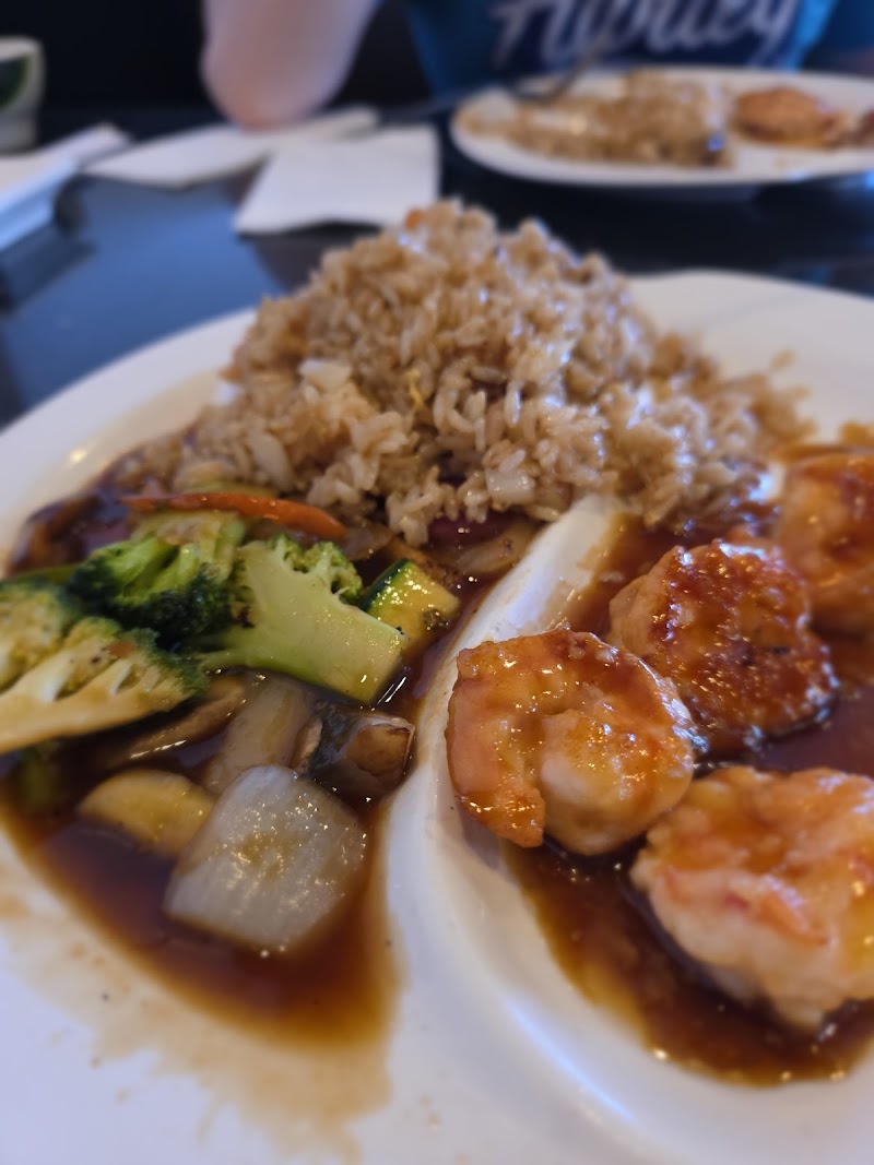 Mugi Sushi Hibachi And Bar photo 4