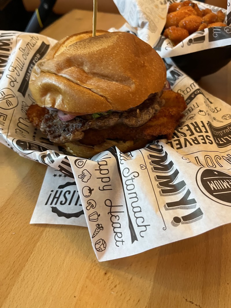 Munchy's Grill photo 4