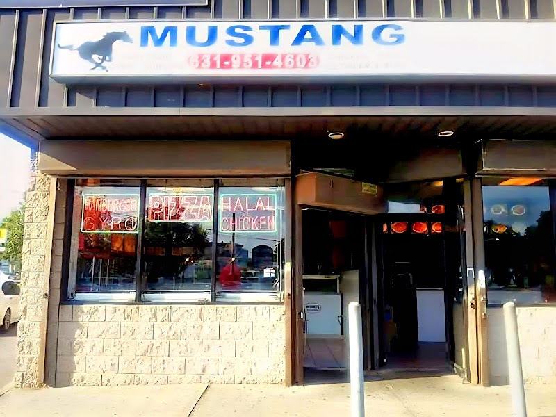 Mustang's Restaurant and Fried Chicken photo 4