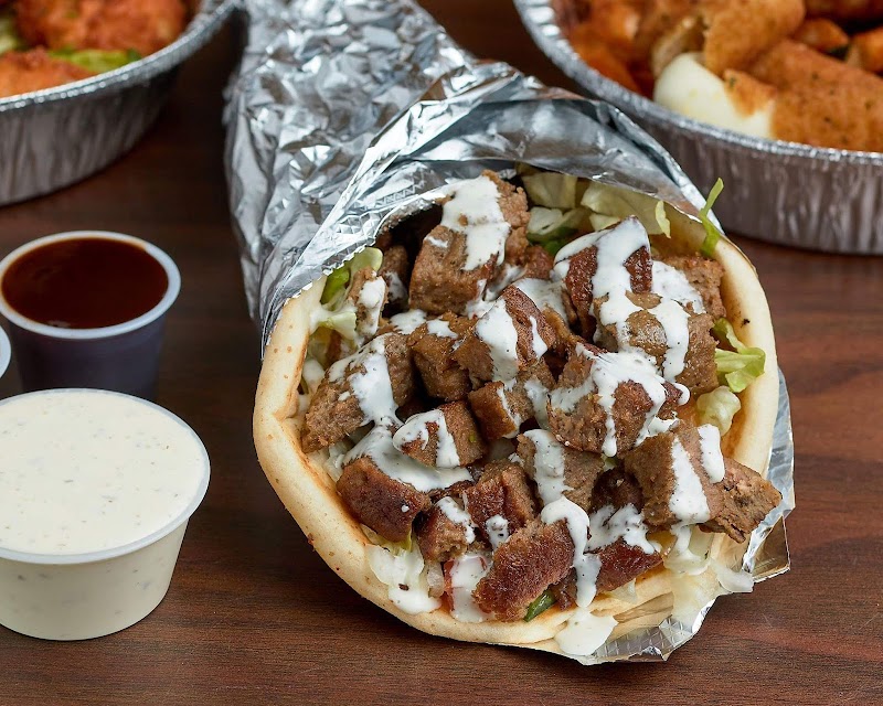 Naz's Halal Food - Levittown photo 3
