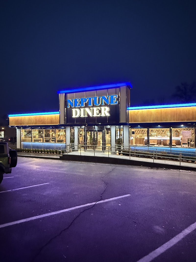 Neptune Diner Syosset photo 5