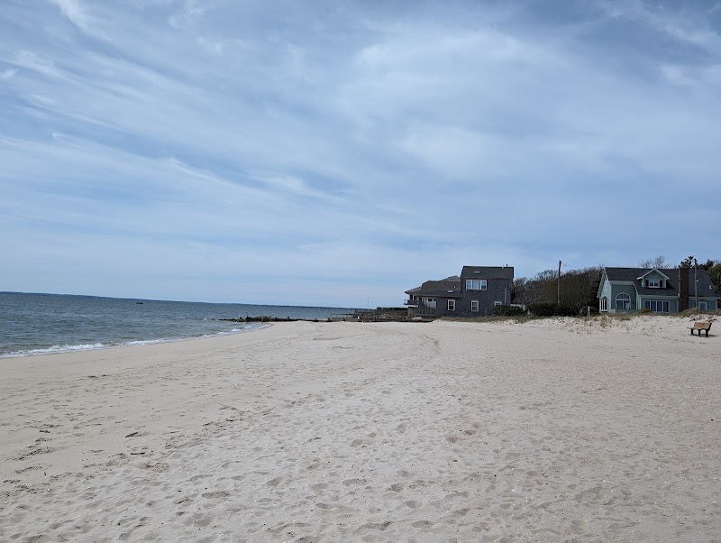 New Suffolk Beach photo 2