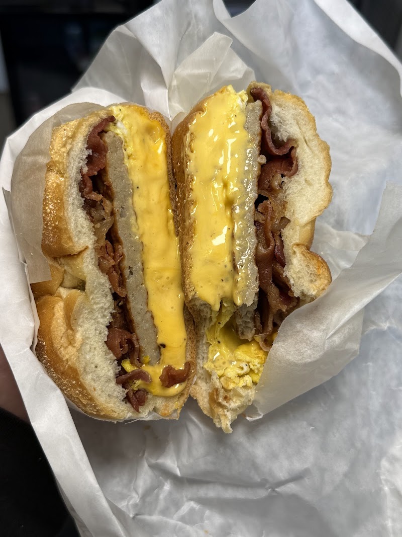 NEW Z DELI & GRILL photo 3