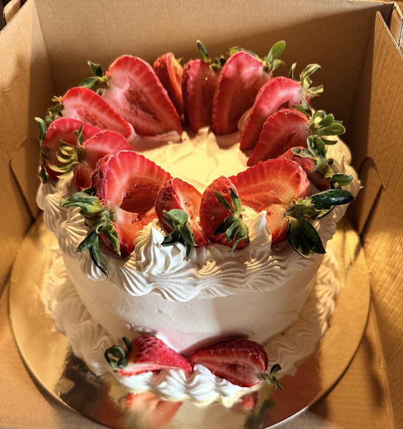Nikkie's Devine Desserts photo 5