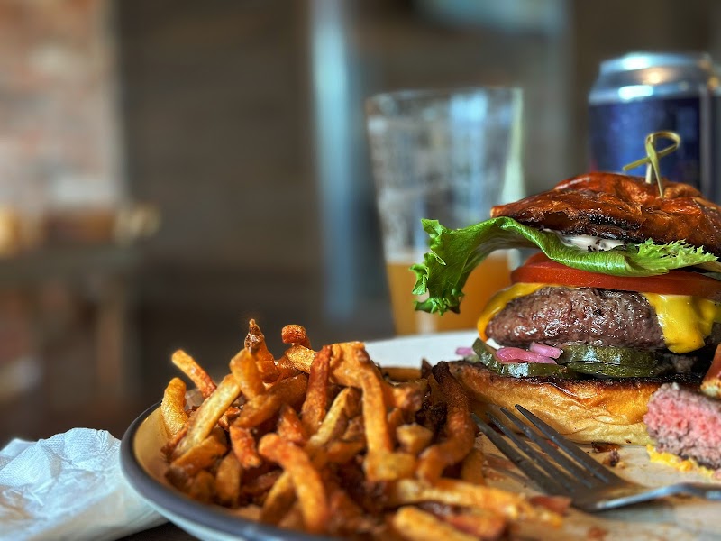 Off The Block Kitchen & Meats photo 4