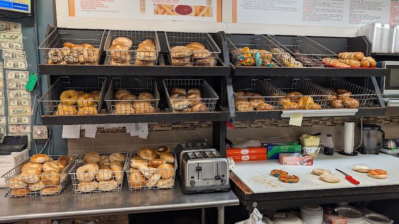 ON FIRE BAGELS photo 3