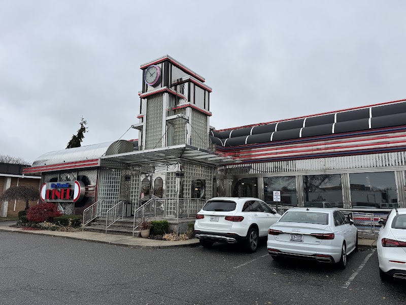 On Parade Diner photo 3