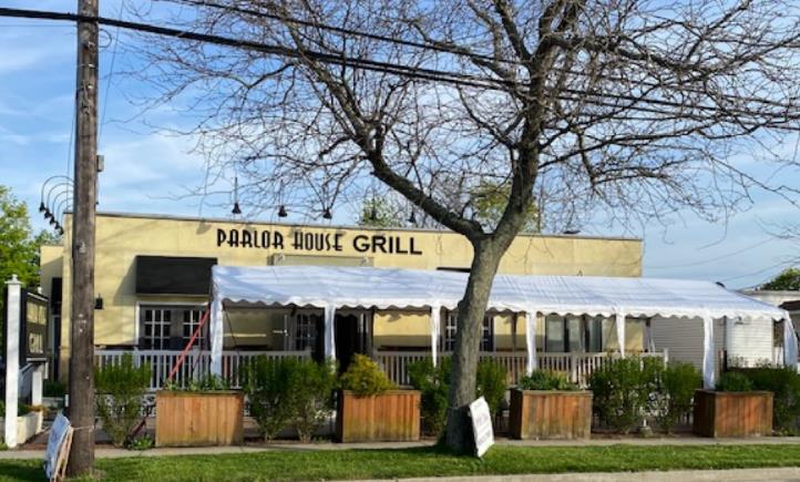 Parlor House Grill photo 5