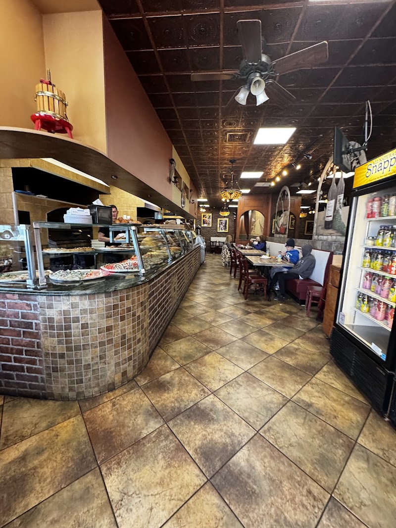 Pat's Pizza photo 4