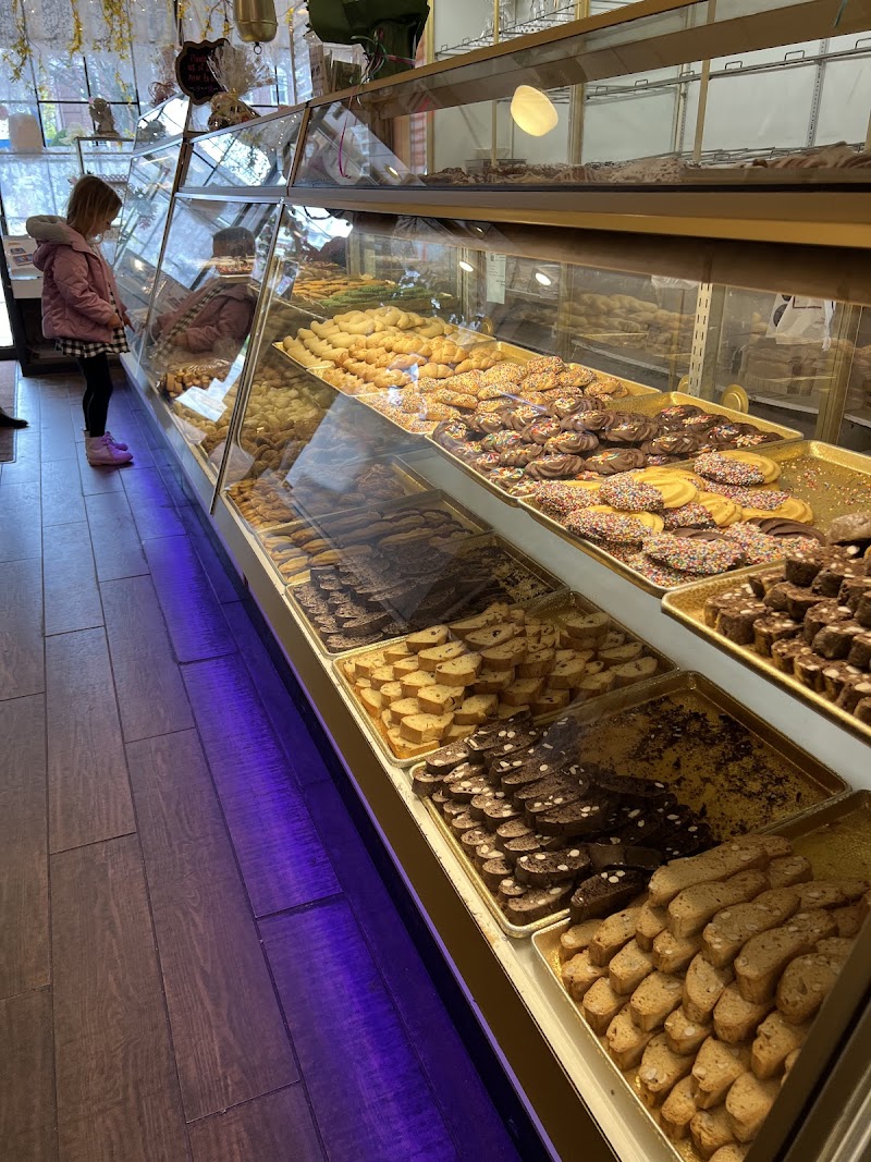 Patsy's and Son Italian Bakery photo 5