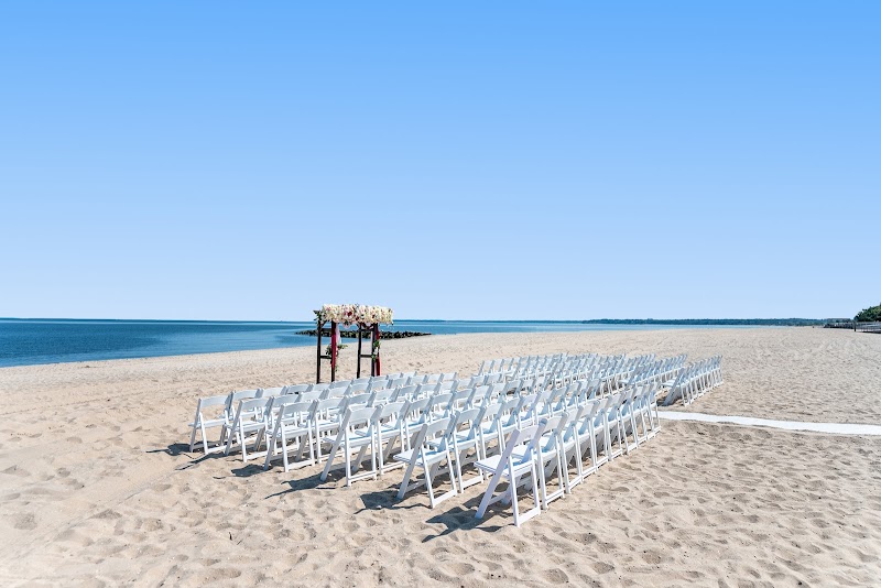 Pavilion at Sunken Meadow photo 3