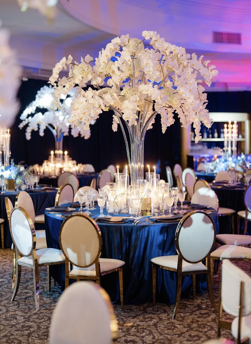 Pedestals Floral Decorators - Wedding & Event Florists photo 4