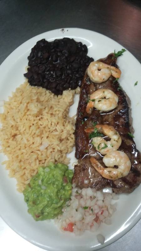 Petencito Latin Grill photo 5