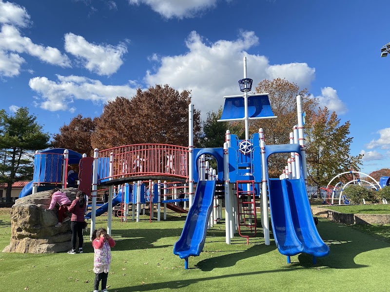 Phelps Lane Park photo 1