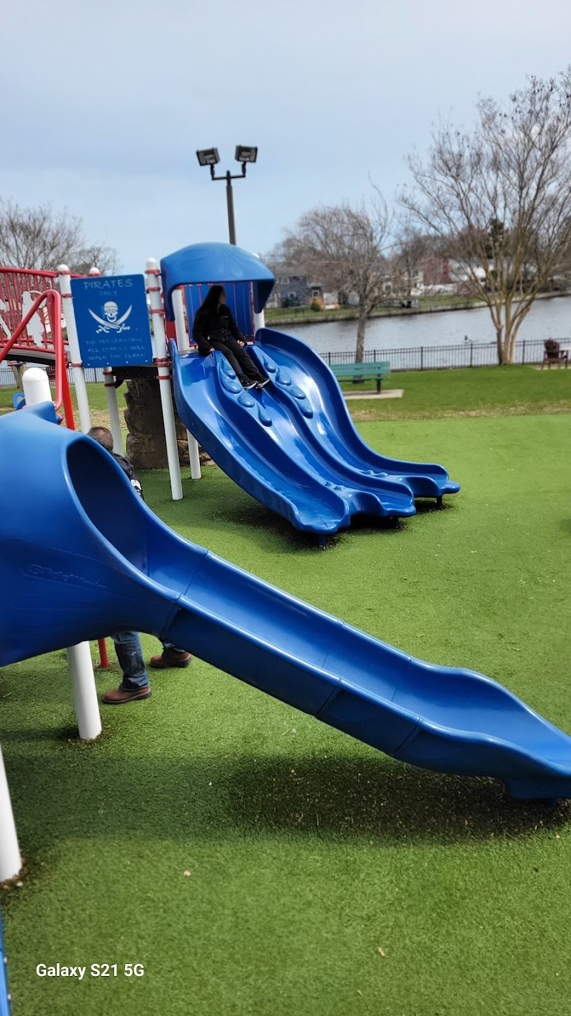 Phelps Lane Park photo 5