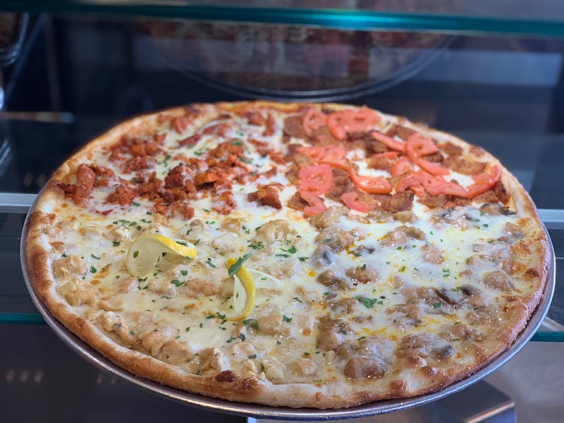 Piazzetta of East Farmingdale photo 2