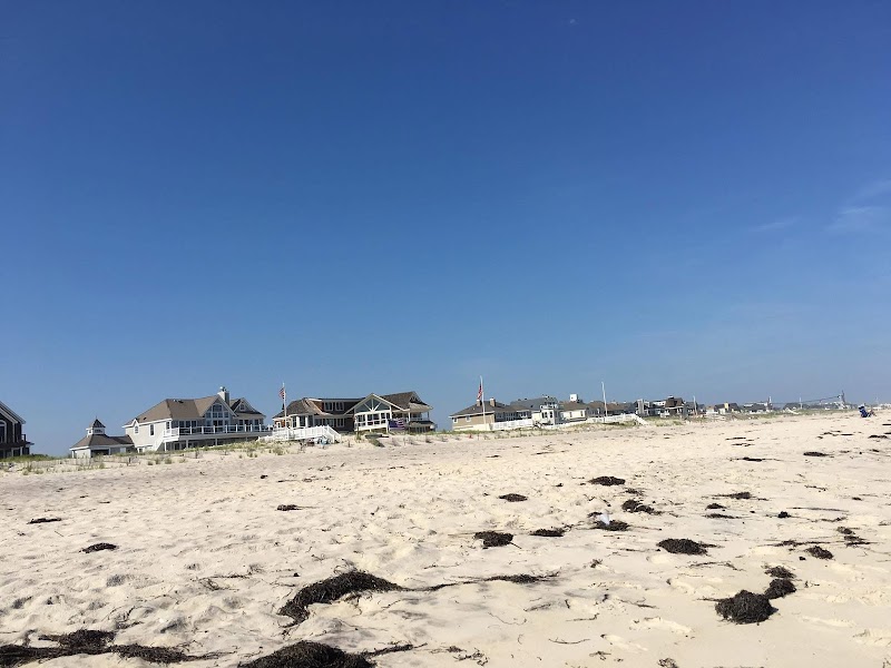Pike's Beach photo 2