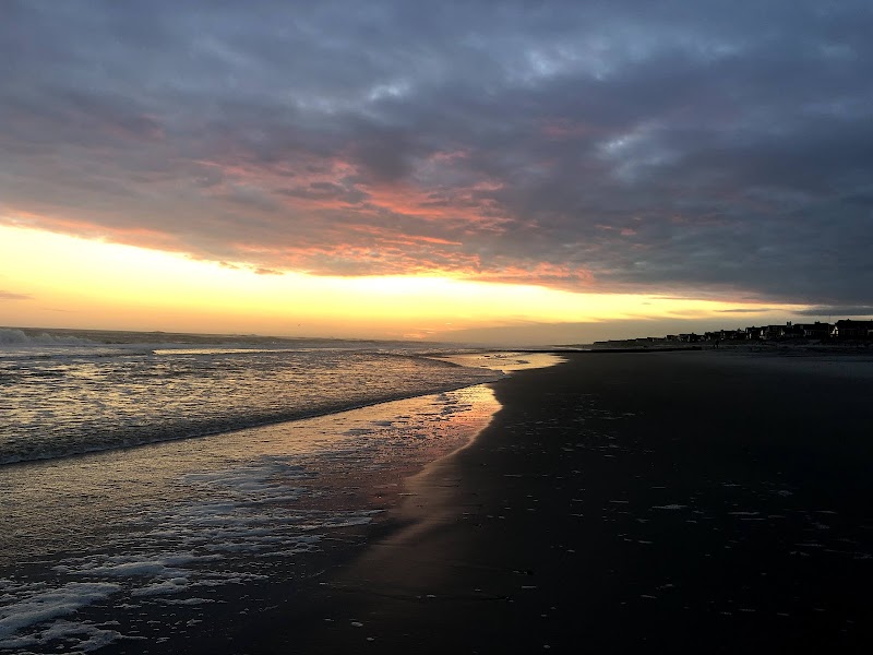 Pike's Beach photo 3