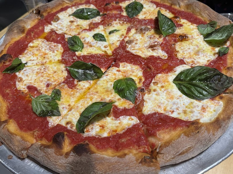 Pizza Lyfe Westport photo 3