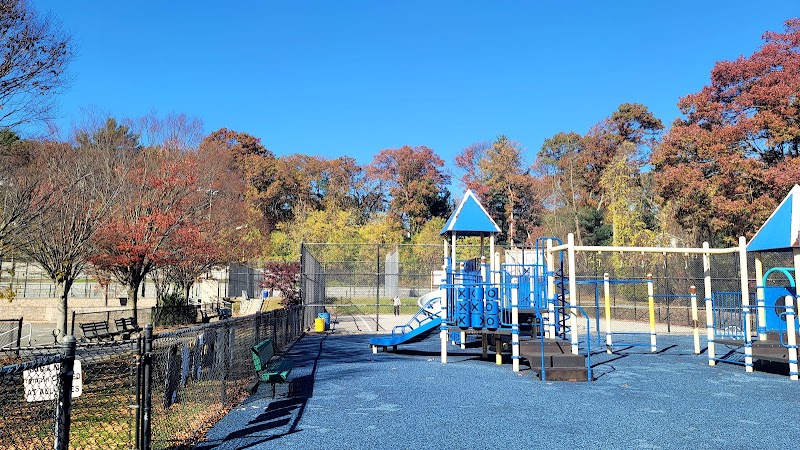 Plainview Old Bethpage community park photo 3