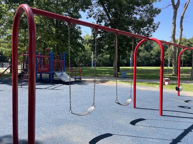 Plainview Old Bethpage community park photo 4