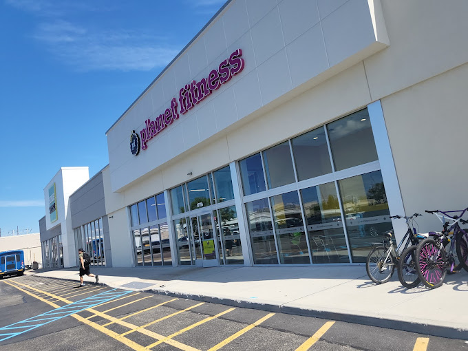 Planet Fitness photo 3