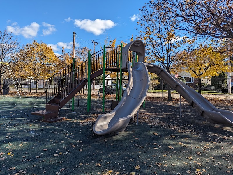 Playgrounds photo 4