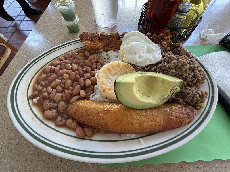 Pollos Mario Steak House & Seafood photo 4