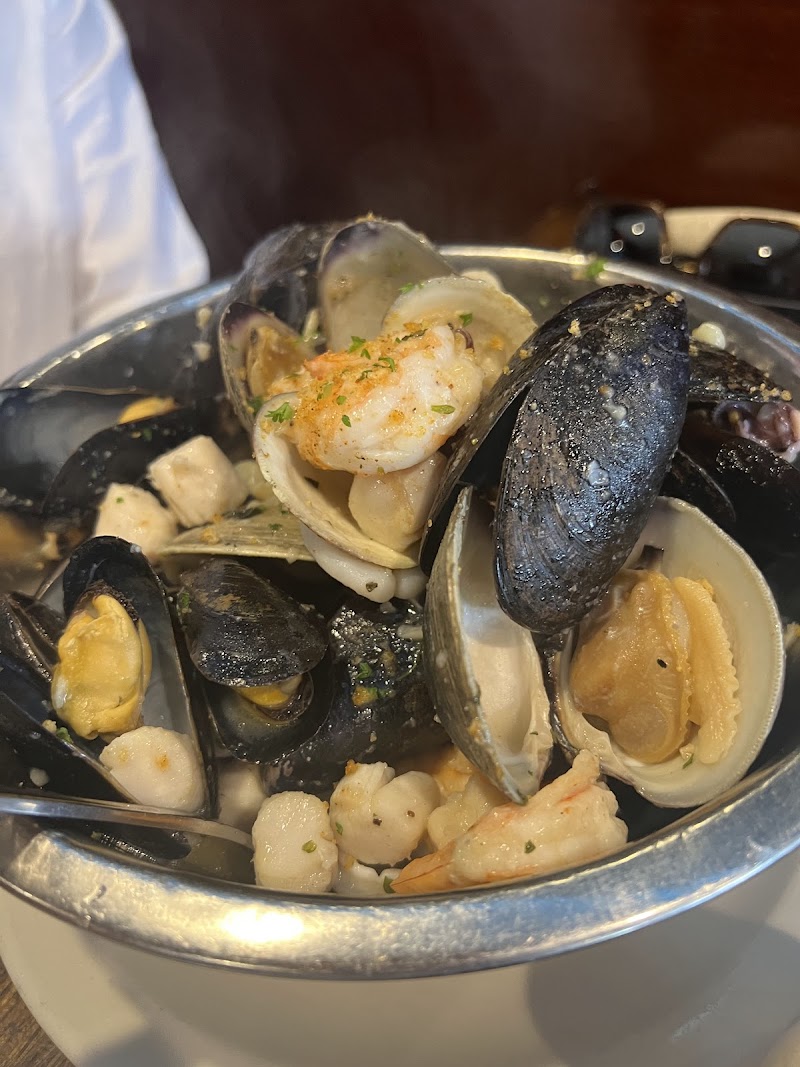 Popei's Clam Bar photo 5