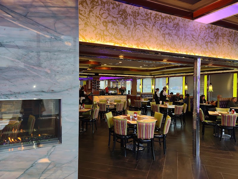 Premier Diner Commack photo 1