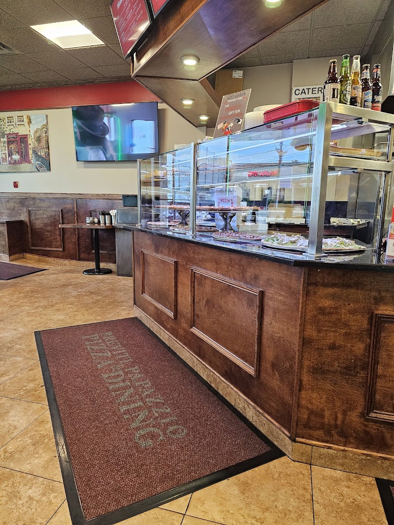 Previti Pizza & Papazzio Dining photo 1