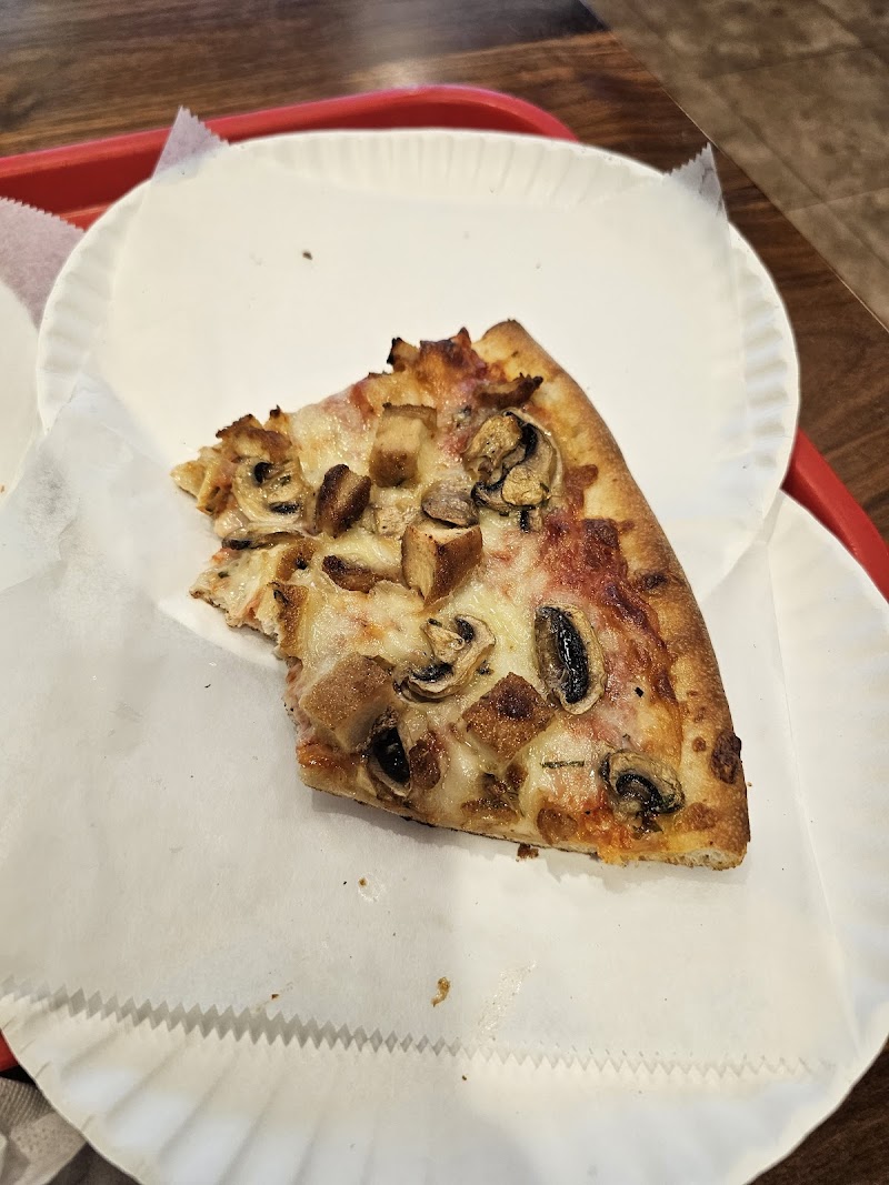 Previti Pizza & Papazzio Dining photo 4