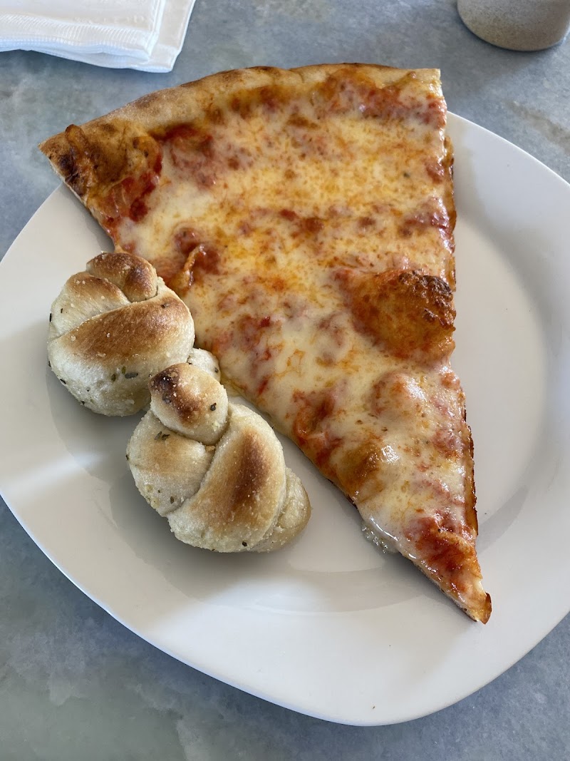 Primavera pizza photo 2