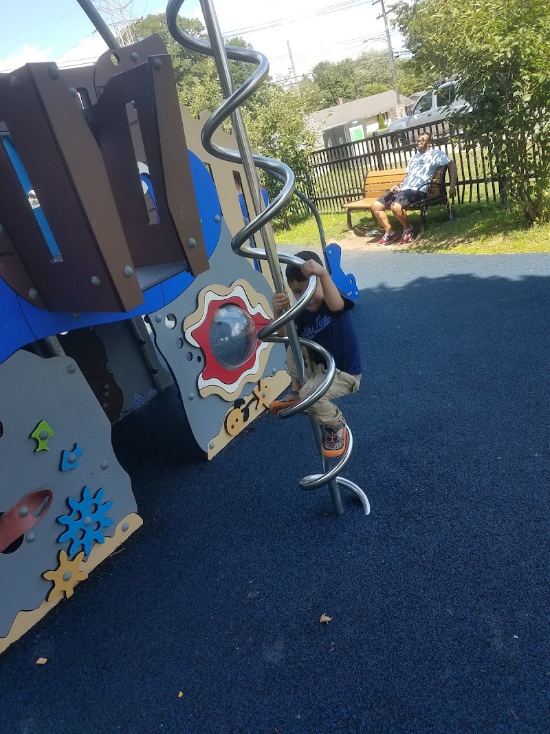 Puglio Park photo 4