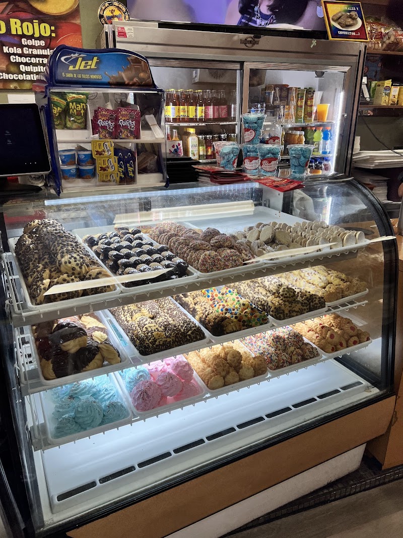 Punto Rojo Bakery Freeport 3 photo 4