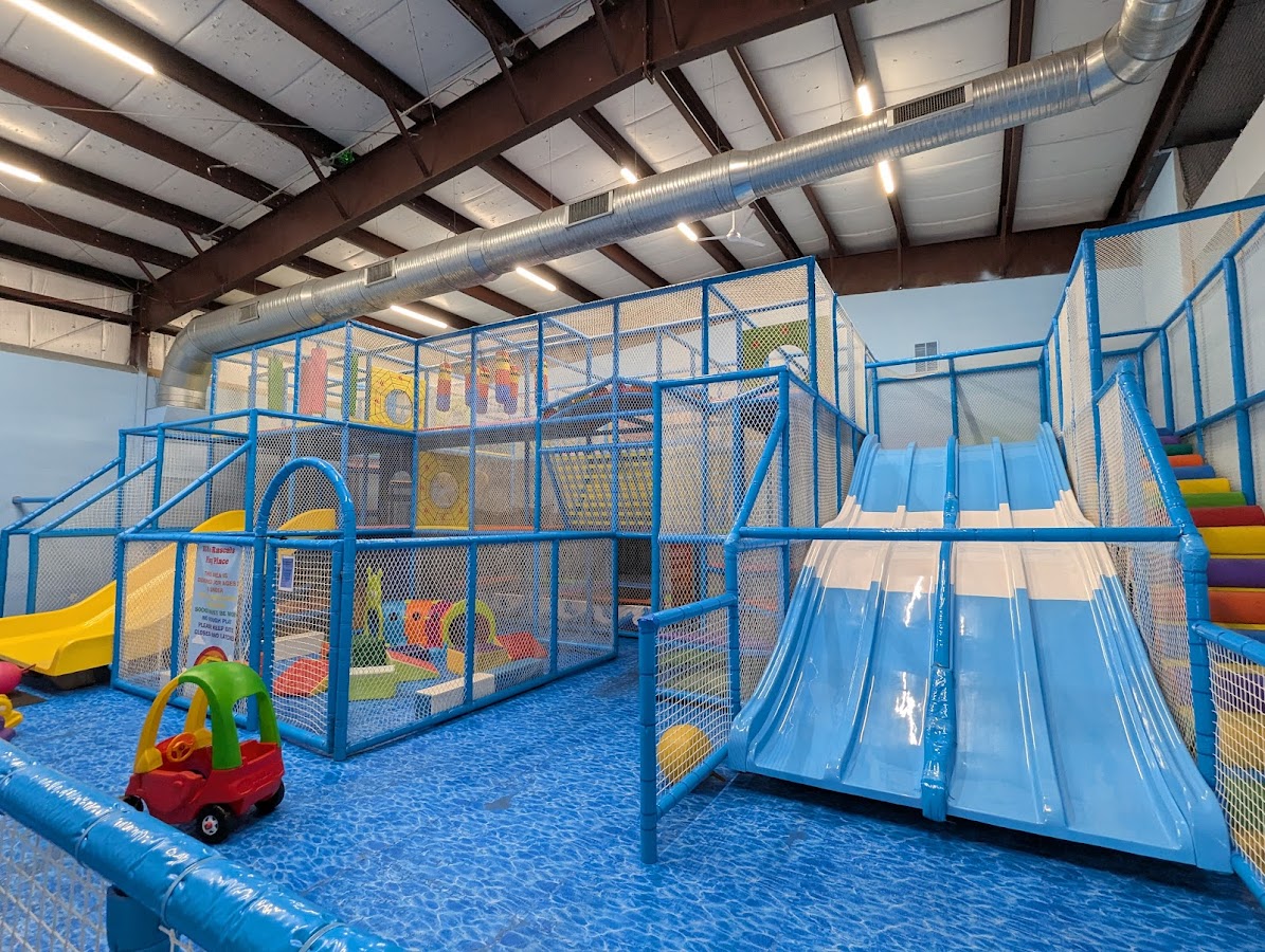 R & B Sports World photo 2