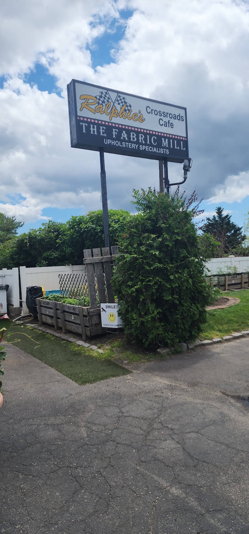 Ralphie's Crossroads Cafe photo 5