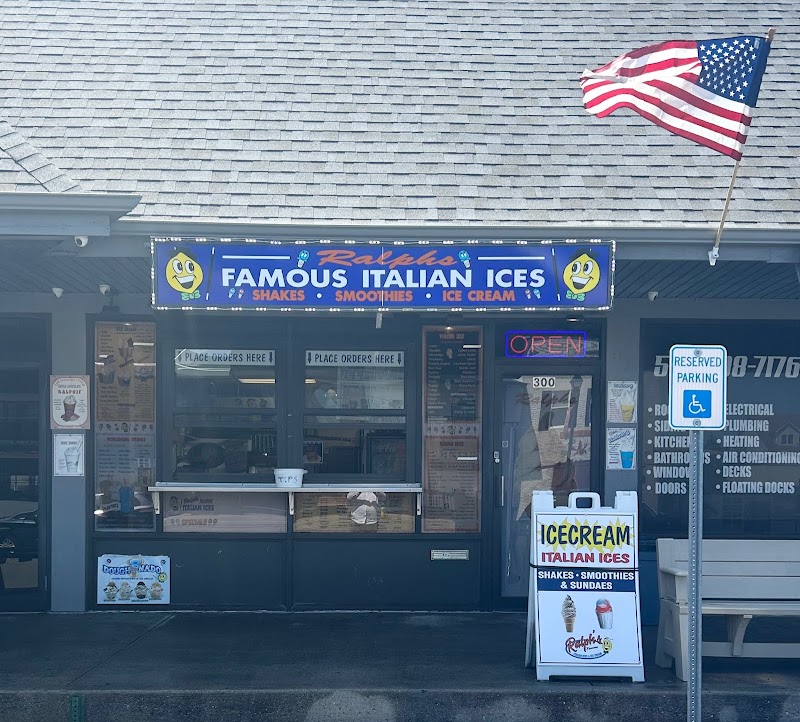 Ralph's Famous Italian Ices and Ice Cream of Freeport photo 1