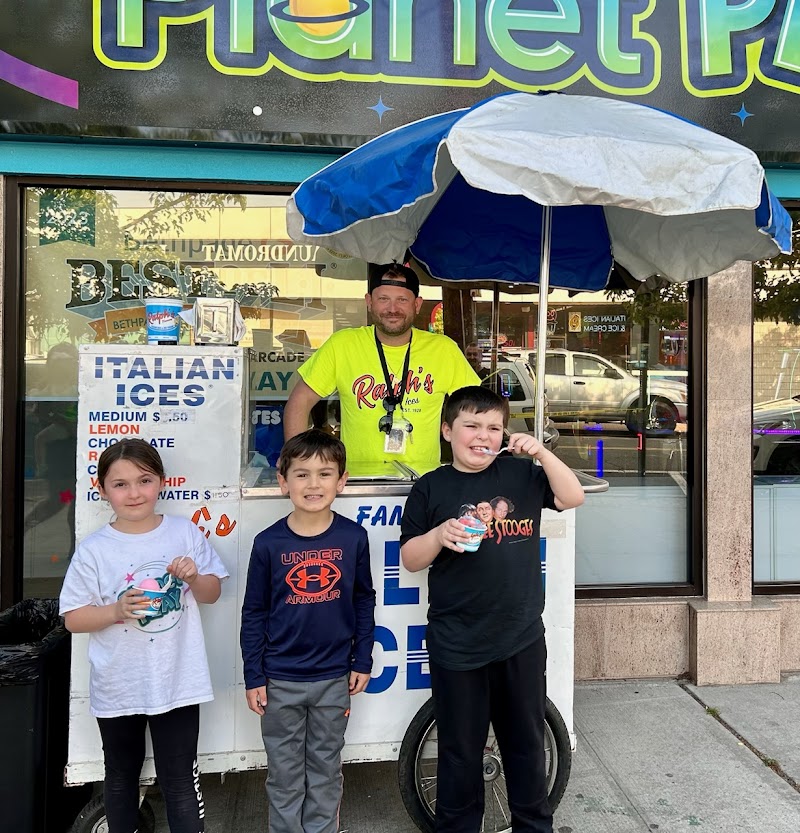 Ralph's Italian Ices & Ice Cream photo 4