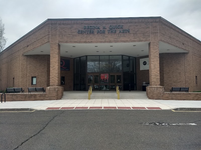 Regina A. Quick Center for the Arts, live theater in Fairfield