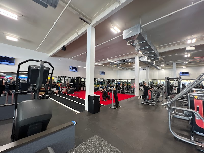 Retro Fitness photo 2