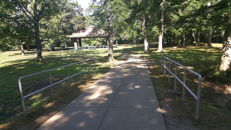 Reverend Arthur Mackey Park photo 4