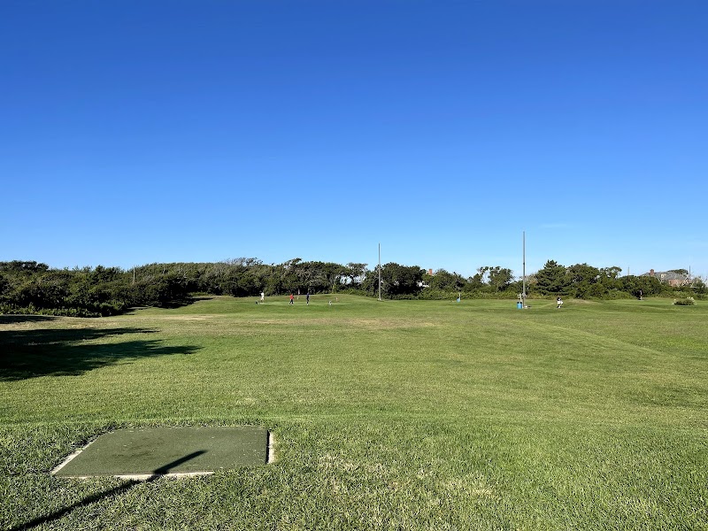 Riis Park Par 3 Golf Course photo 3