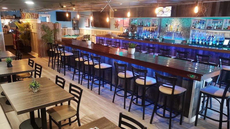 RipTides Cocktails and Grill photo 1