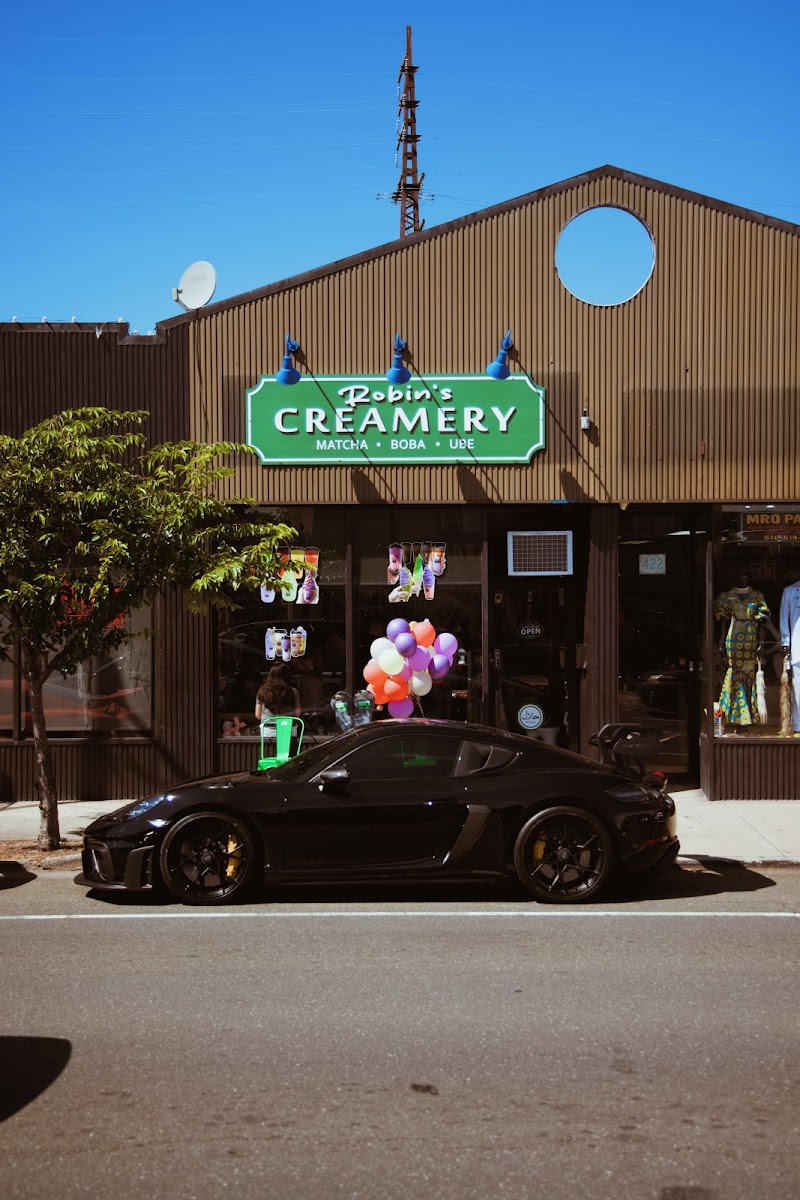 Robinโs Creamery photo 1
