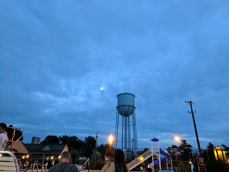 Roger Fay Williston Park Pool photo 2