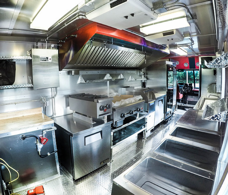 Rolling Smoke Grill Food Truck photo 1